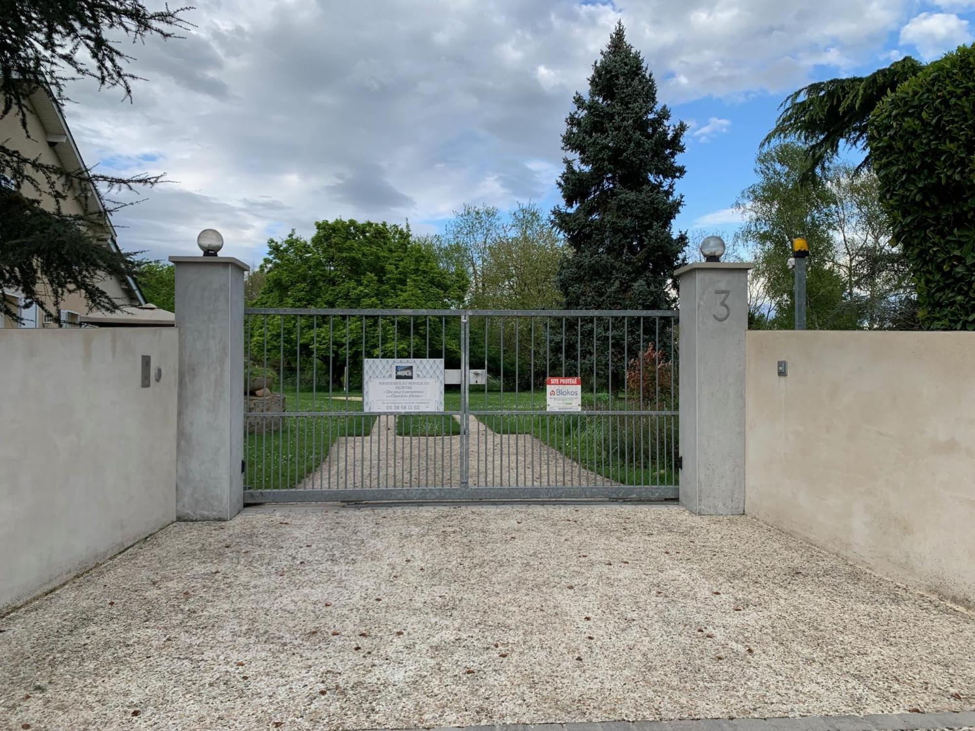 Chambres d'hôtes de charme au REFUGE DU PEINTRE prés de St Emilion Sainte-Terre Exterior foto